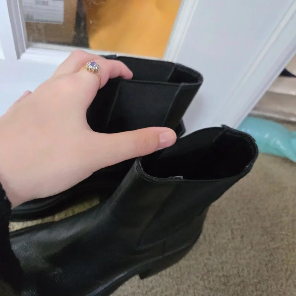 Zara Black Platform Chelsea Boots